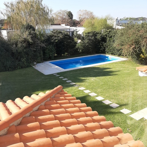 Imagen 3 de 14 de Casa Country Buenos Aires Golf . Oportunidad.