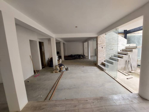 Imagen 12 de 19 de Yosmar & Fernando Venden Townhouse Ubicado En La Urbanización Tazaja. Foth - 394