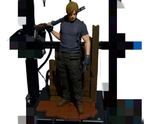 Figura León Kennedy Resident Evil 4 Personalizada Impresion  (Reacondicionado)