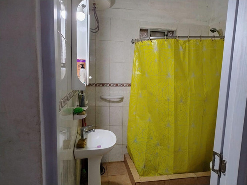 Casa Con Amplio Jardín En Sauce De Portezuelo