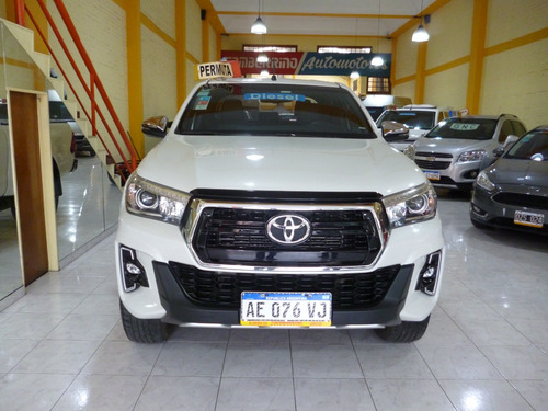 Toyota Hilux 2.8 Cd Srx 177cv 4x2