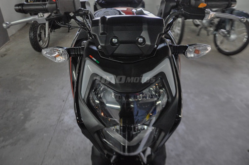 Imagen 11 de 14 de Tvs Rtr 200cc New Carburada 2023 Naked Con Tablero Digital
