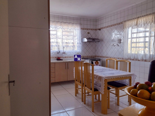 Imagem 7 de 22 de Casa Granja Viana Com 2 Suites 2 Vagas Cobertas Quintal Com Churrasqueira E Edicula Completa. - Ca00039 - 70427604