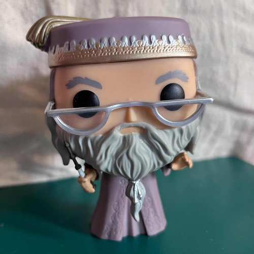 Lote De Funkos ( Albus Dumbledore Megara Y Luna Lovegood) (Usado)