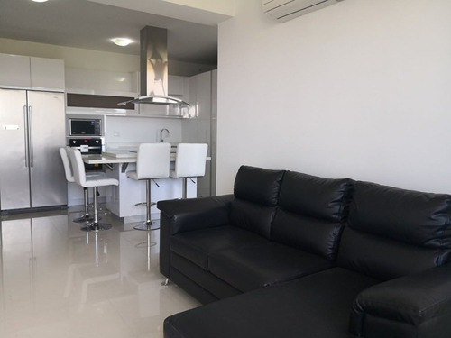 Imagen 6 de 14 de Vive Tus Mejores Momentos En Un Apartamento En Arivana Plaza Apartamento En Venta Puerto Ordaz, Arivana, La Zona Mas Exclusiva De La Ciudad, Disfruta De Total Seguridad, Y Comodidad