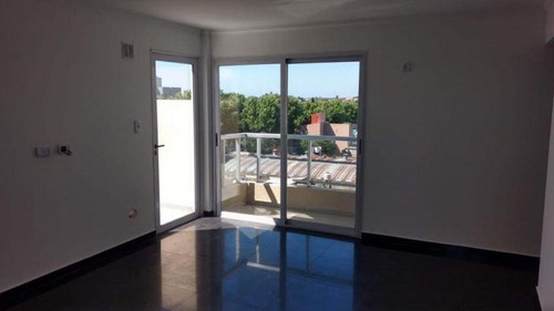 Imagen 10 de 11 de 2 Ambientes Con Cochera Doble Y Terraza Propia Garcia Silva 1553 Moron