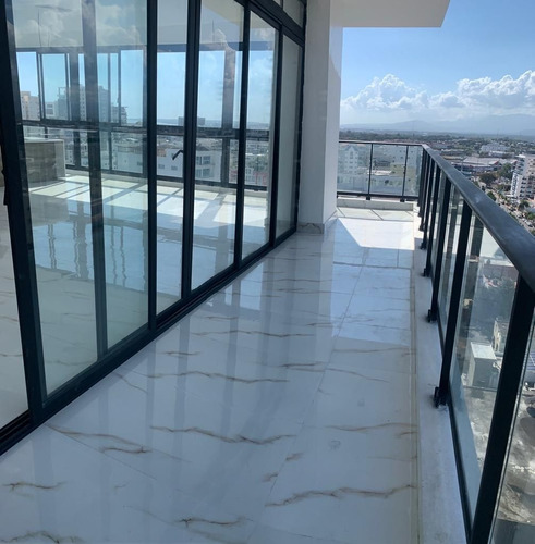 Penthouse En Venta En Urbanizacion Real