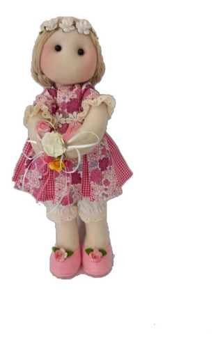 Muñeca De Tela Con Vestido Rosa Y Arreglo De Flores En Mano