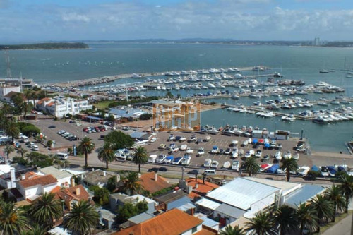 Imagen 7 de 30 de Hermoso Con Vista Total Al Puerto Divino
