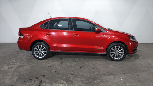 Volkswagen Vento 1.6 COMFORTLINE PLUS AUTO