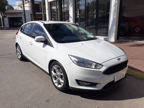 Ford Focus Se Plus At 2015 5p