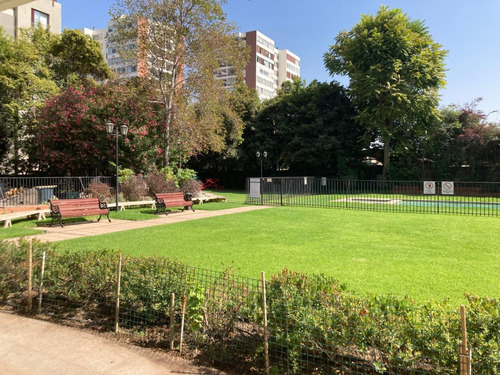 Hermoso Y Amplio Depto. Privilegiada Ubicación De Las Condes