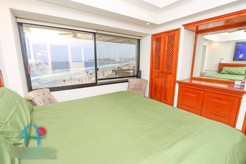 Cad Torre Uno 905. Terraza Con Vista Frontal Al Mar