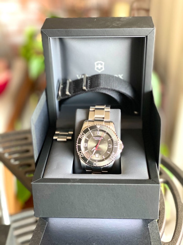 Relógio Victorinox Maverick Automático Ref 241705