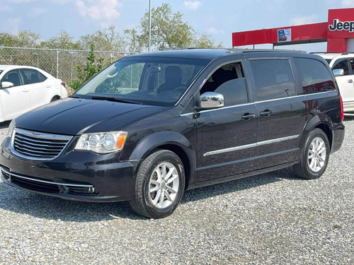 Imagen 3 de 15 de Chrysler Town Y Country Touri Americana