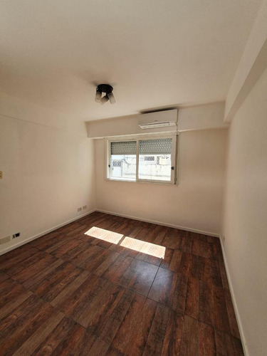 Imagen 9 de 19 de Hermoso Semipiso Con Gran Iluminacion - Con Detalles De Renovacion