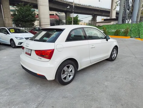 Audi A1 1.4 Urban 3p At