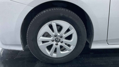 Imagen 15 de 15 de Toyota Prius 2016 5p Premium Sr Hibrido L4/1.8 Aut