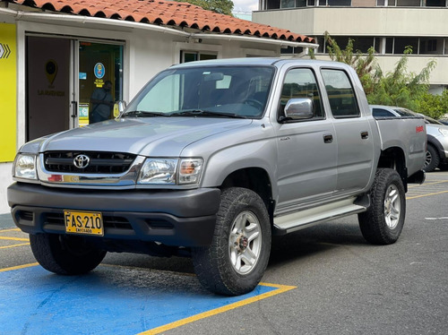 Toyota Hilux 2.4 Ex Hi Rider Plus 4x4