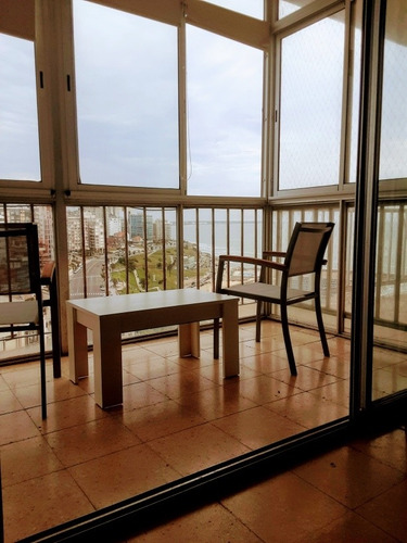 Imagen 12 de 14 de Alquiler Temporal Departamento Mar Del Plata - Playa Varese. - Excelente Vista. Frente Al Mar.- Para 4 Personas - Cochera Incluída - Pileta Y Solarium Al Mar.