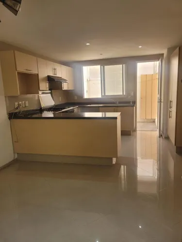 Casa En Renta En Privada Con Alberca En Juriquilla
