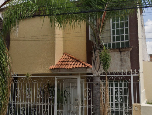 Casa En Venta, Recuperación Bancaria, Col. Atlas, Guadalajara, Jalisco. Laab2