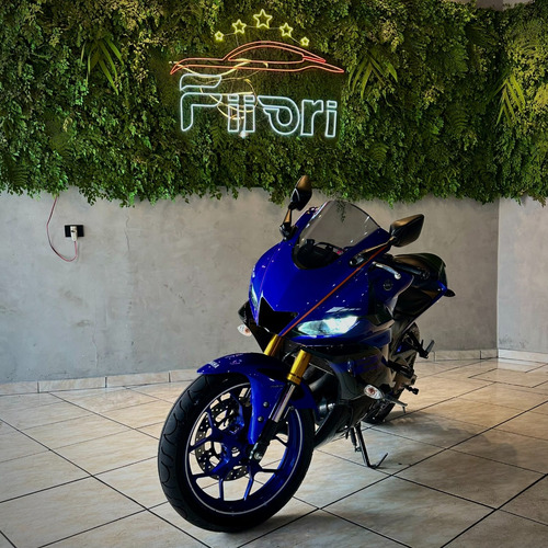 Yamaha R3
