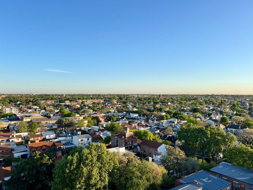 Dpto En Venta 3 Amb En Av. Centenario - Beccar (piso 13)