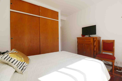 Venta Departamento 2 Amb Luminoso C/balcon -flores