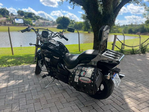 Suzuki Boulevard M800