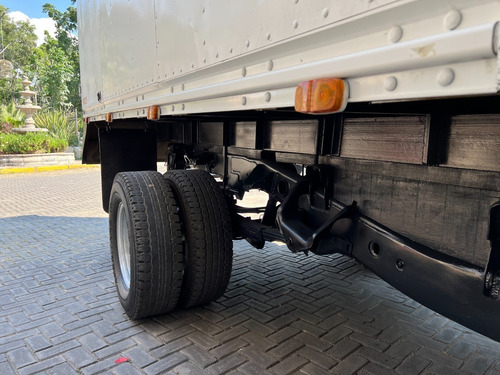 Imagen 11 de 15 de Dodge Ram 4000 2010 Diesel 5.7 Cummins Caja Seca Ram 4000 5t