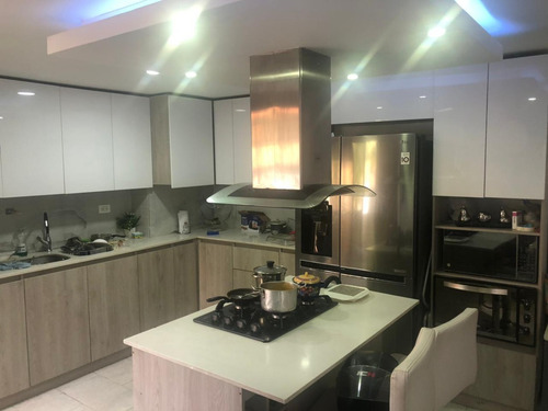 Apartamento En Venta Sector Belen La Palma, Medellín