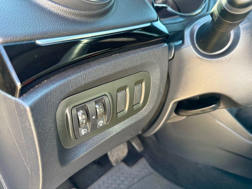 Renault Captur Intense 1.3 TB 16V Flex 5p Aut.