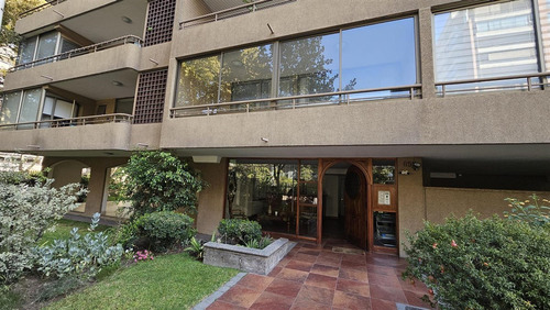 Hermoso, Amplio Y Amoblado Departamento 2d En Providencia