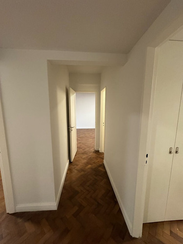 Departamento En Venta En Recoleta, Capital Federal, Buenos Aires