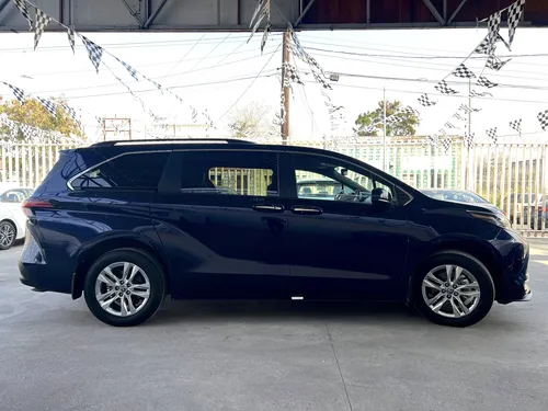 Toyota Sienna 3.5 Xle Piel At