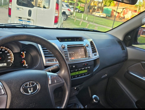 Toyota Hilux 2.7 Cd Srv Vvti 4x2 - A3