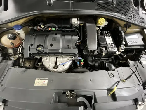 Citroën C-Elysée EXCLUSIVE 1.6 MT