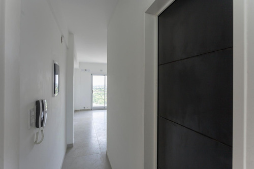 Imagen 19 de 21 de Departamento En Excelente Ubicacion !!!!!
