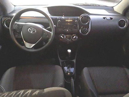 Imagem 3 de 9 de Toyota Etios 1.5 X Plus Sedan 16v Flex 4p Automático