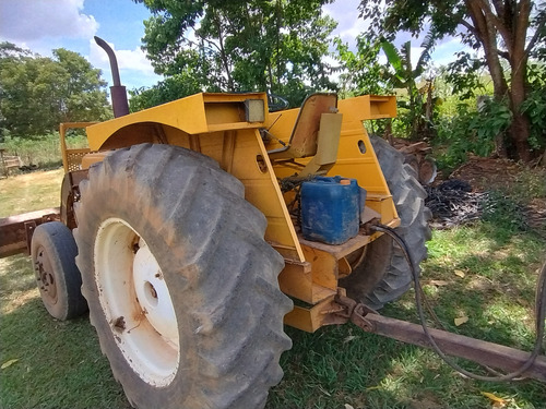 Trator Agrícola Cbt