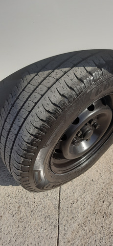 Hyundai HR Com baú