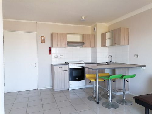 Departamento En Venta De 2 Dorm., 2 Baños En Quilpué