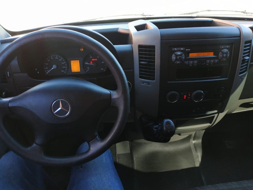 Imagem 9 de 12 de Mb Sprinter 313 Furgão Longa 2019 Completa - Covelp