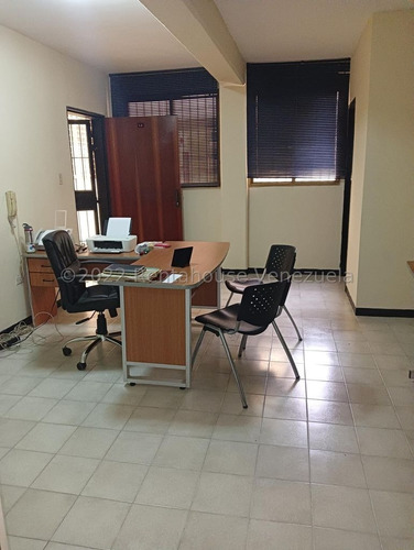 Imagen 15 de 30 de [oficinas En Alquiler En El Centro De Barquisimeto, Lara Monica Carrasquel 0424 556 57 59[