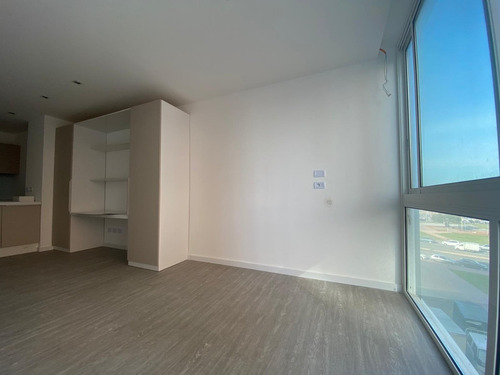 Imagen 2 de 14 de Venta Apartamento Monoambiente Con Renta Rambla Gran Bretaña