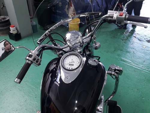 Yamaha V-star 1100