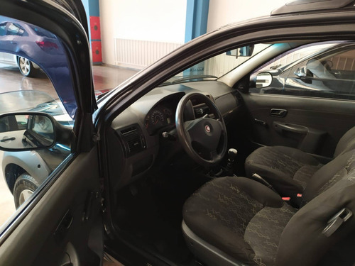 Imagem 6 de 8 de Fiat Strada 1.4 Mpi Trekking Ce 8v Flex 2p Manual