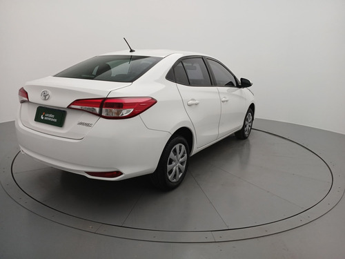 Toyota Yaris Sedán 1.5 16V FLEX SEDAN XL LIVE MULTIDRIVE