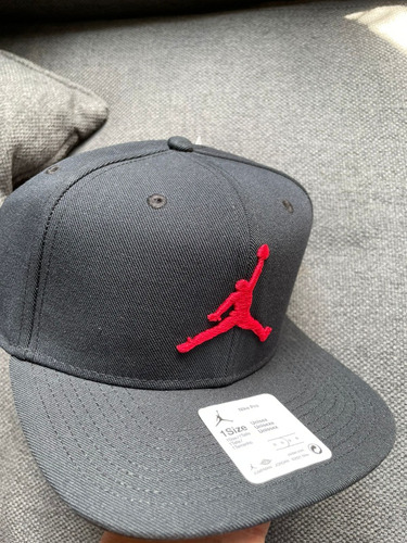 Gorra Jordan Jumpman Pro Negra/rojo